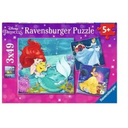 Puzle Ravensburger 3 x . La  aventura de las Princesas