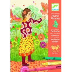 Rotuladores pincel En el jardín